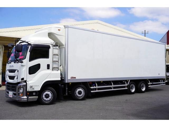 ISUZU / GIGA