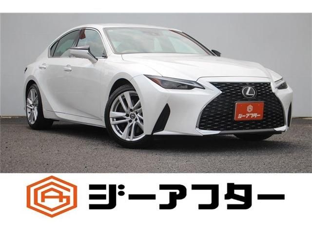TOYOTA / LEXUS IS300