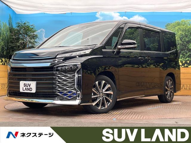TOYOTA / VOXY HYBRID