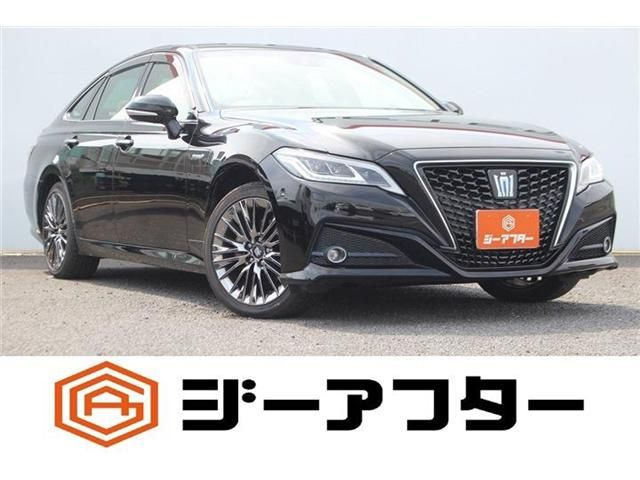 TOYOTA / CROWN sedan hybrid 4WD