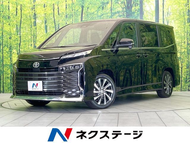 TOYOTA / VOXY