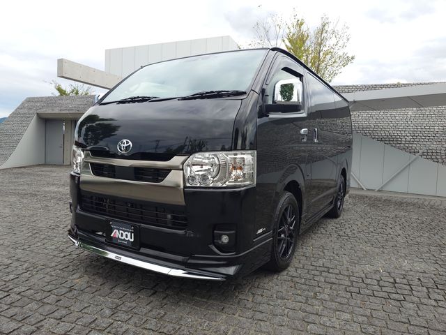 TOYOTA / HIACE van 2WD