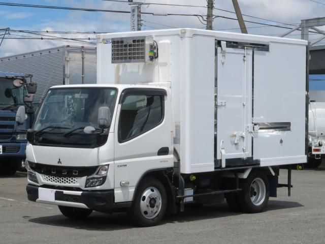 MITSUBISHI / CANTER