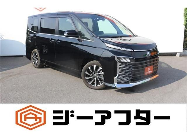Japanese used car Ref# 1677313 TOYOTA / VOXY HYBRID