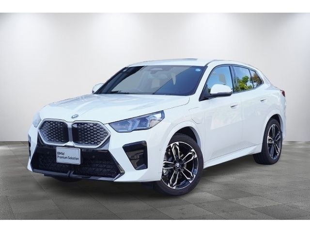 BMW / BMW iX2