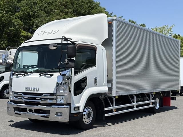 Japanese used car Ref# 1677579 ISUZU / FORWARD