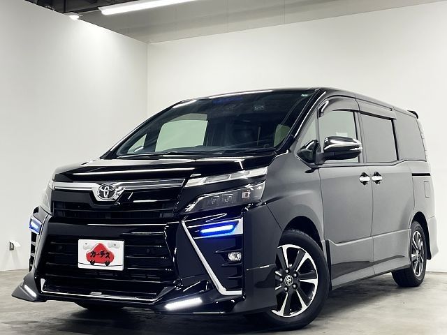 TOYOTA / VOXY