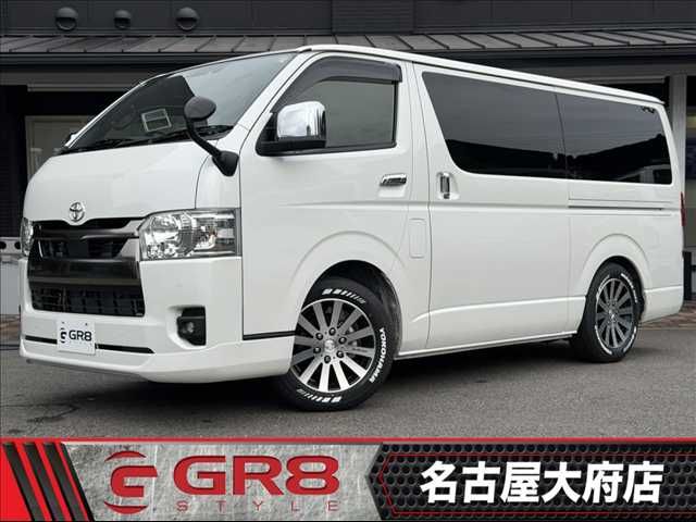 TOYOTA / HIACE van 4WD