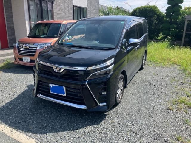TOYOTA / VOXY