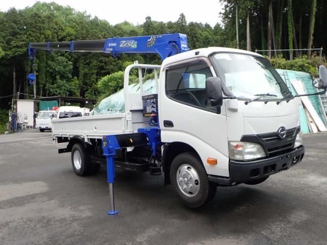 HINO / DUTRO