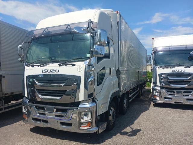 ISUZU / GIGA