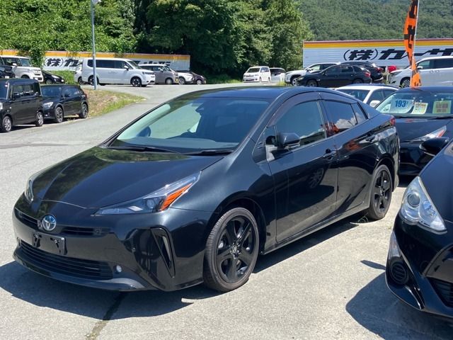 TOYOTA / PRIUS