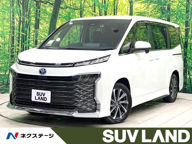 TOYOTA / VOXY HYBRID