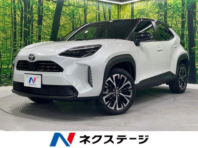 TOYOTA / YARIS CROSS HYBRID