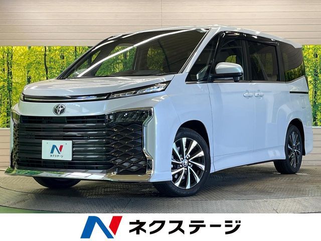 TOYOTA / VOXY