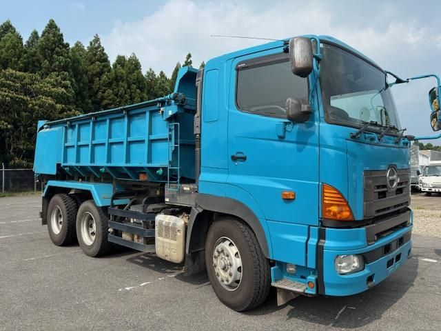 HINO / PROFIA