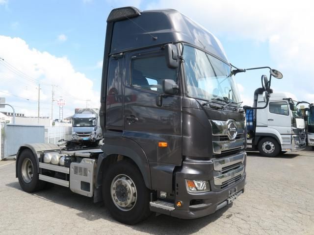 Japanese used car Ref# 1679875 HINO / PROFIA