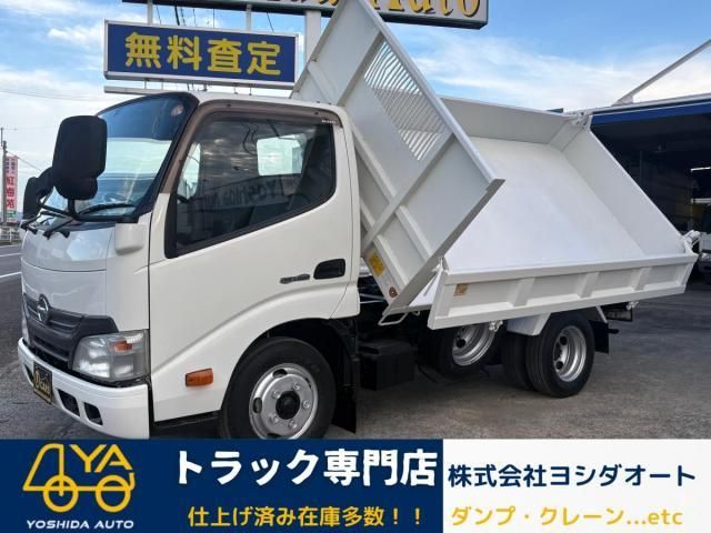 Japanese used car Ref# 1679876 HINO / DUTRO