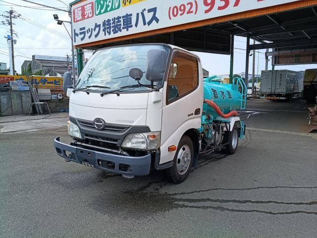 Japanese used car Ref# 1679881 HINO / DUTRO