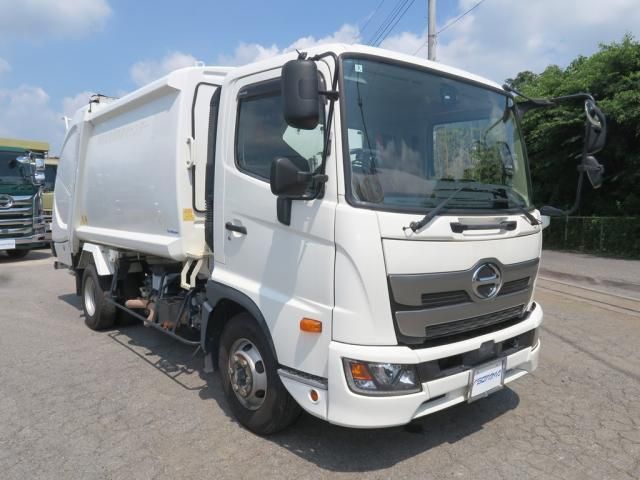 Japanese used car Ref# 1679883 HINO / RANGER