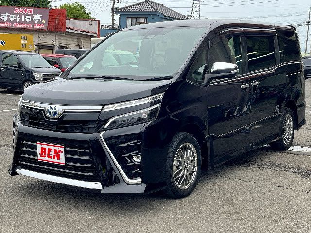 TOYOTA / VOXY