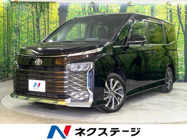 TOYOTA / VOXY