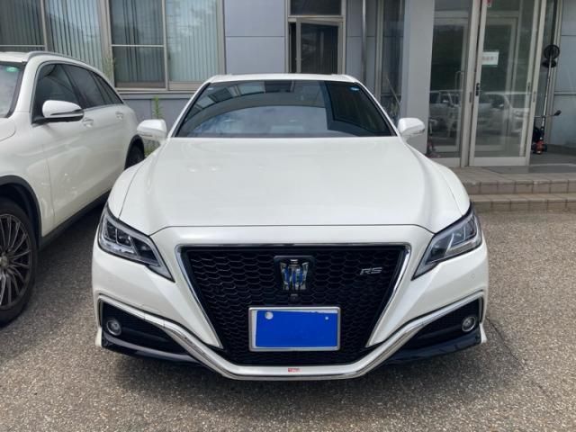 TOYOTA / CROWN sedan hybrid
