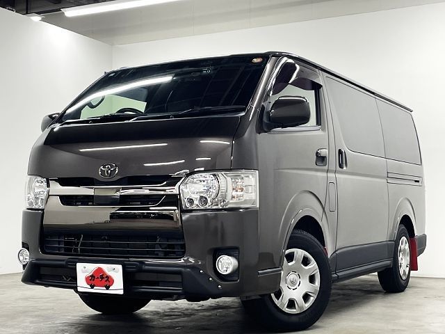 TOYOTA / HIACE van 2WD