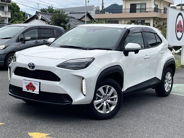 TOYOTA / YARIS CROSS HYBRID