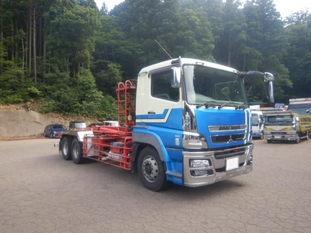 Japanese used car Ref# 1680762 MITSUBISHI FUSOU / SUPER GREAT