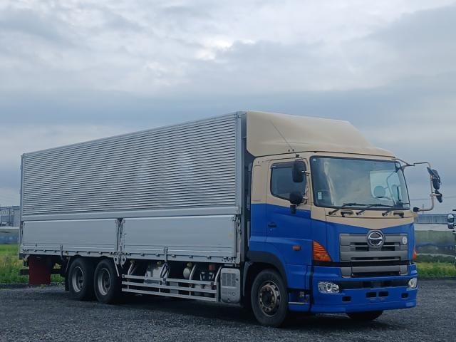 Japanese used car Ref# 1680766 HINO / PROFIA
