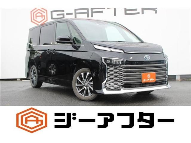 TOYOTA / VOXY HYBRID