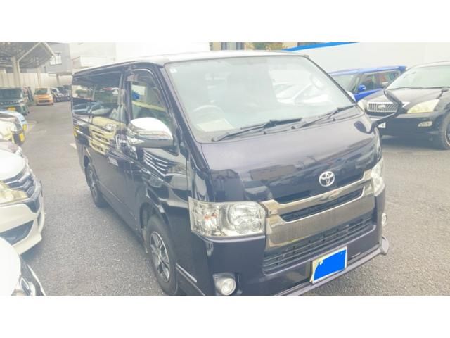 TOYOTA / HIACE van 4WD