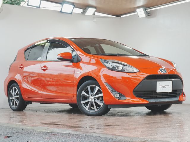 TOYOTA / AQUA