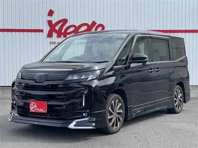 TOYOTA / NOAH HYBRID