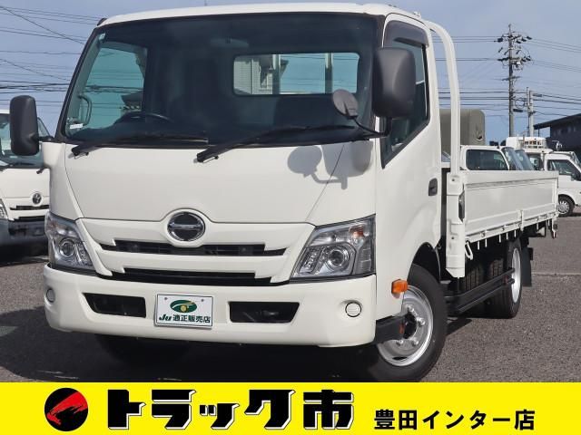 Japanese used car Ref# 1681453 HINO / DUTRO