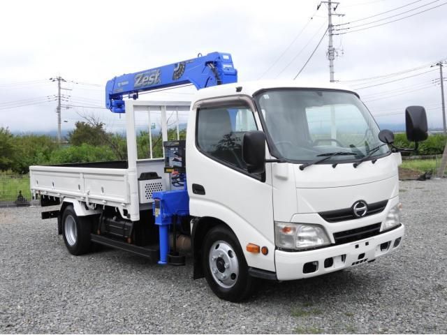 Japanese used car Ref# 1681459 HINO / DUTRO