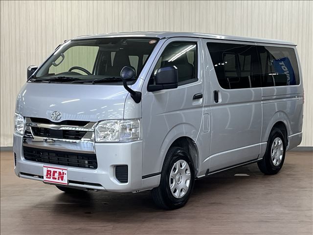 TOYOTA / HIACE van 4WD