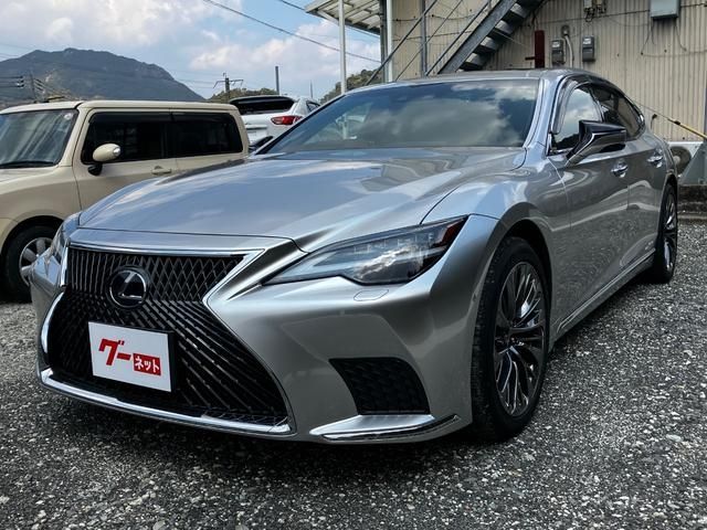 TOYOTA / LEXUS LS500h 4WD