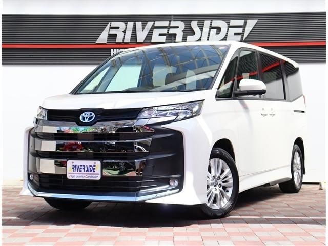 TOYOTA / NOAH HYBRID 4WD
