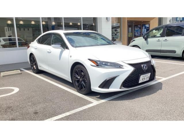 TOYOTA / LEXUS ES300h