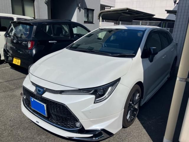 TOYOTA / COROLLA TOURING HYBRID