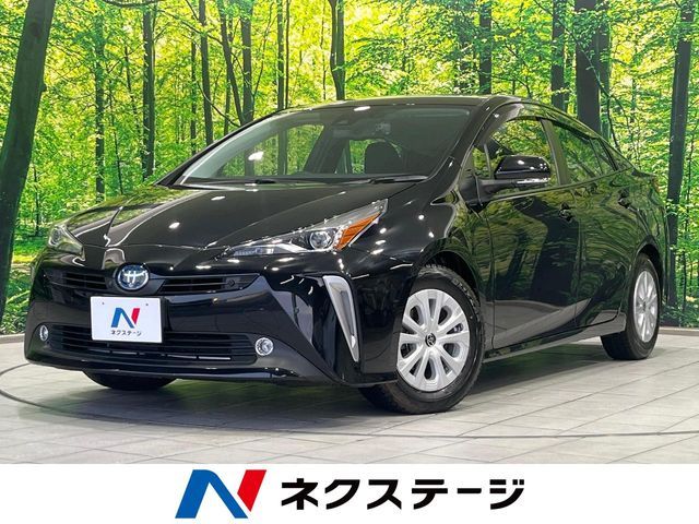 Japanese used car Ref# 1681920 TOYOTA / PRIUS 4WD