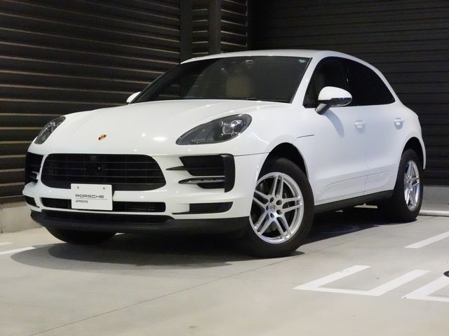 PORSCHE / PORSCHE Macan