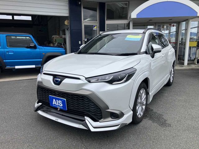 TOYOTA / COROLLA CROSS HYBRID