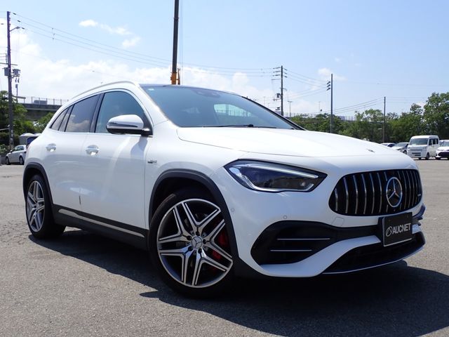 MERCEDES BENZ / MERCEDES AMG GLA class