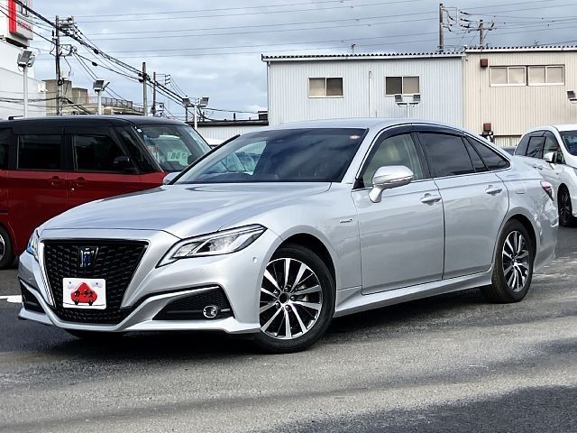 TOYOTA / CROWN sedan hybrid