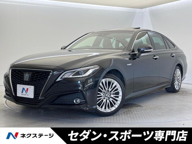 TOYOTA / CROWN sedan hybrid