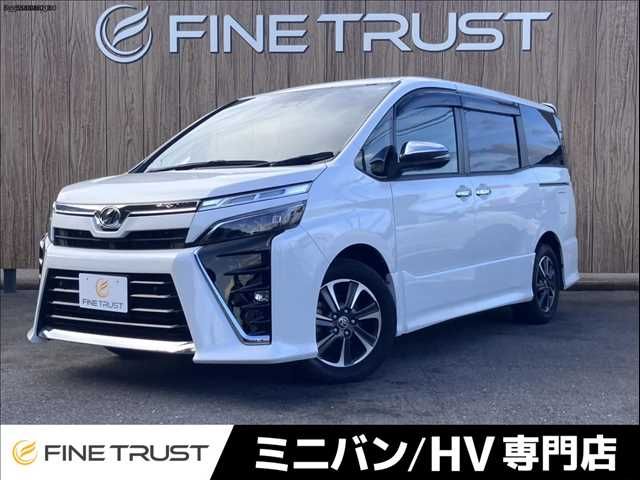 TOYOTA / VOXY
