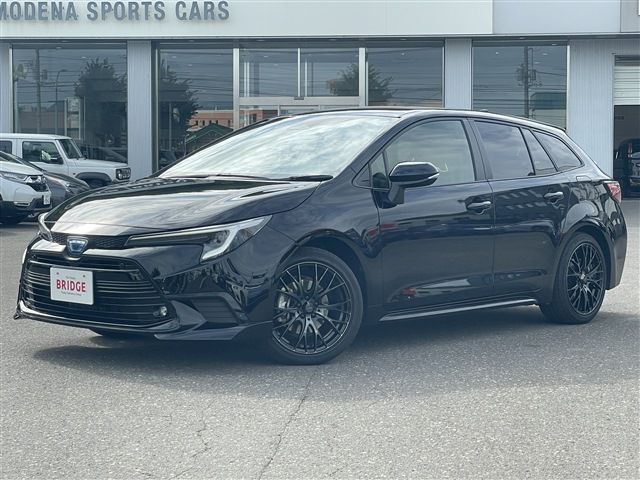 TOYOTA / COROLLA TOURING HYBRID 4WD